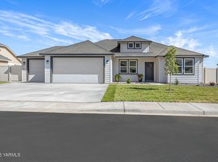 4703 W Larch Ave, Yakima, WA 98903