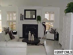 Large,Bright Family Room