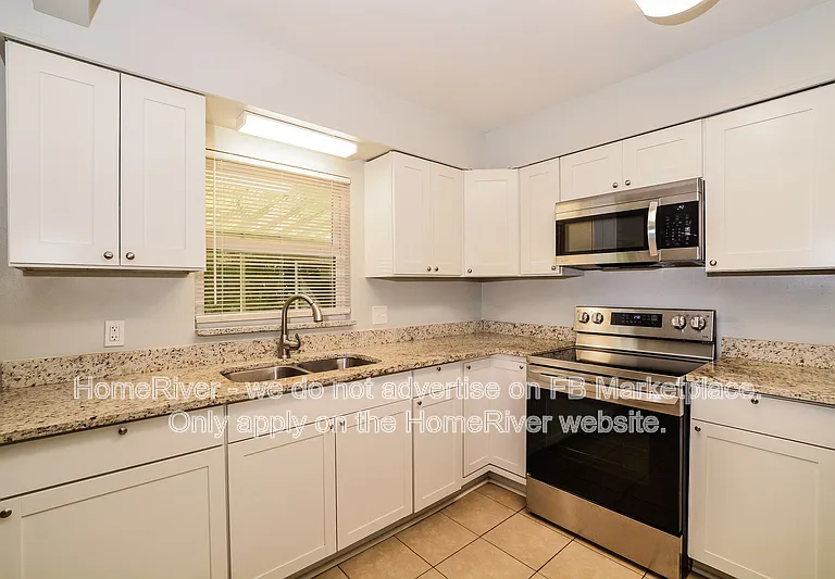 121 Longfellow Rd — Photo 7