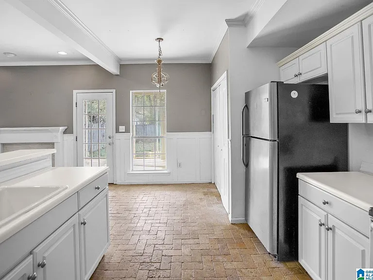 428428 Cambrian Ridge Trl — Photo 39