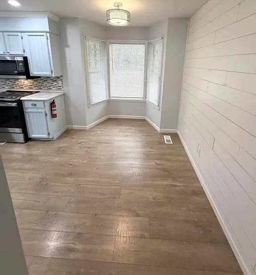 7 Hickory Ln — Photo 5