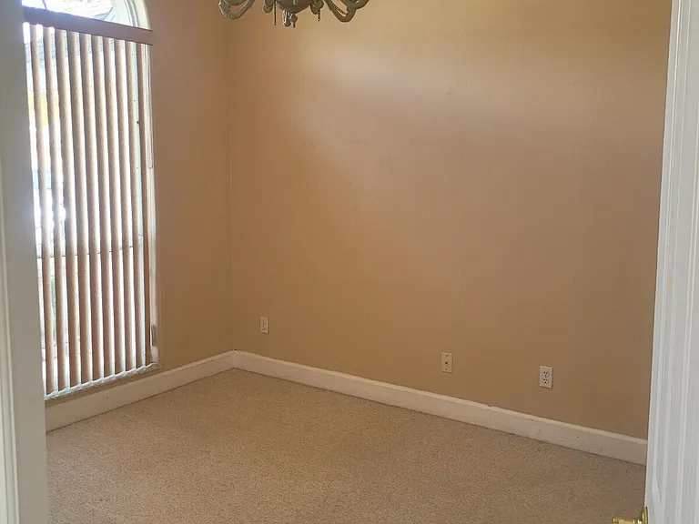 29 Kingsbridge Crossing Dr — Photo 4