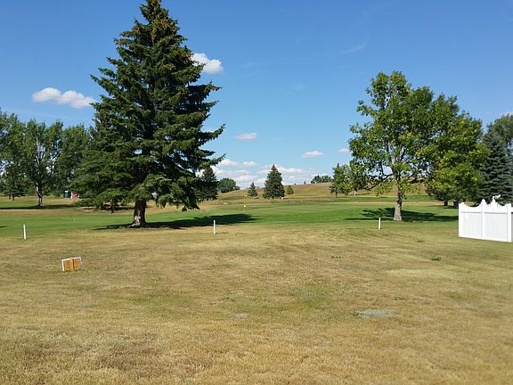 Back yard / 8th green