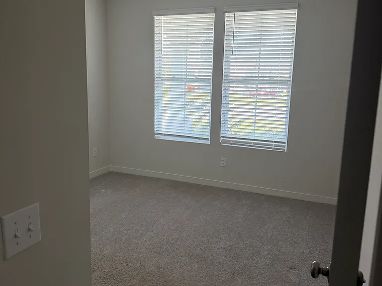 1433 English Oak Dr — Photo 9