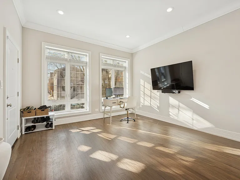 1214 W Fletcher St #1 — Photo 12