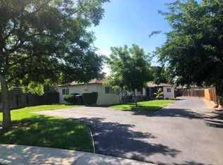 1416 Rodgers Rd #B, Hanford, CA 93230