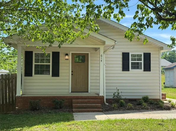 614 Queen Ann St, Burlington, NC 27217