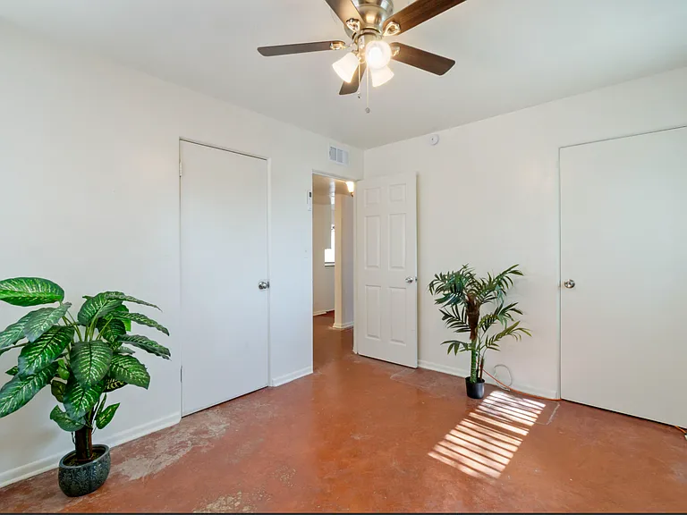 1345 E Grant Rd #1 — Photo 11