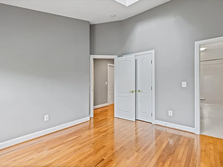 10363 Gershwin Ct — Photo 22