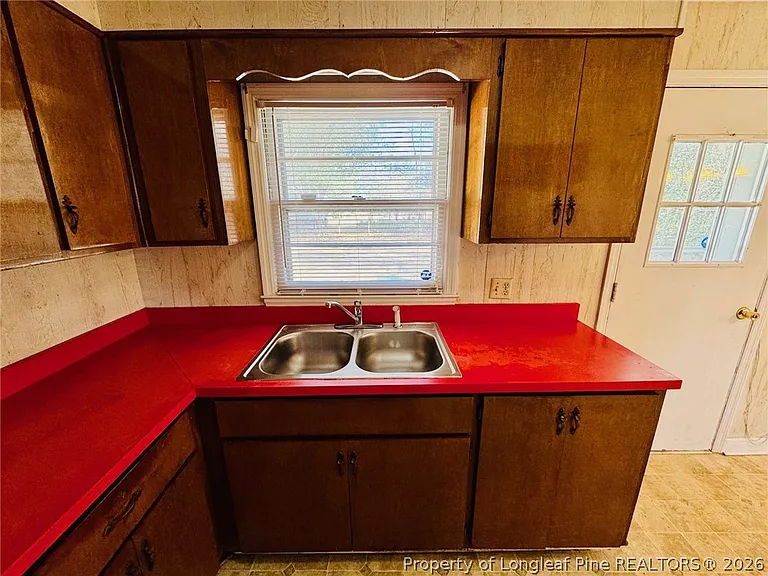 803 Floyd St — Photo 15