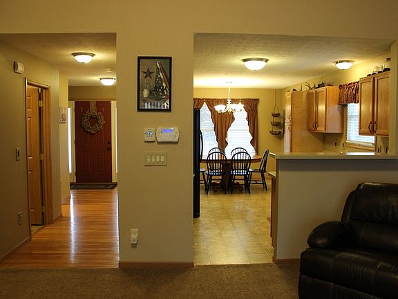 4th image of 2065 Preakness Pl
