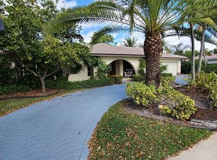 7041 SW 7th St, Plantation, FL 33317