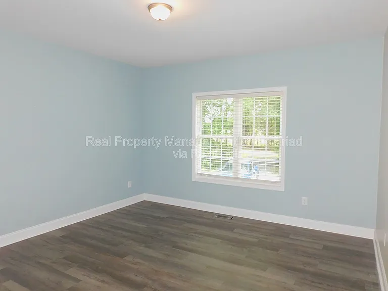 3773 Hinshaw Country Rd — Photo 8