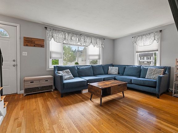 2nd image of 92 Laurie Ave