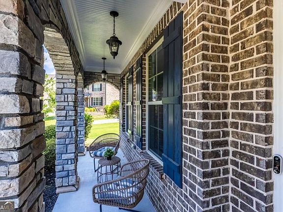 4th image of 1935 Button Fern Ln