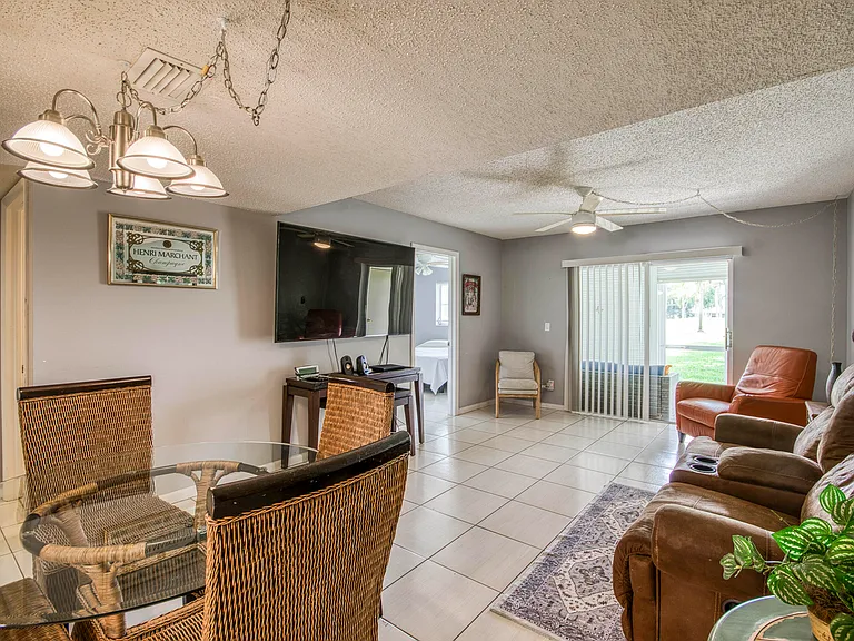 18081 SE Country Club Dr #16-151 — Photo 3