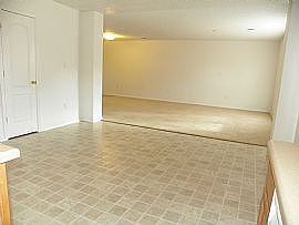2nd image of 5709 Rio Mimbres Rd NE