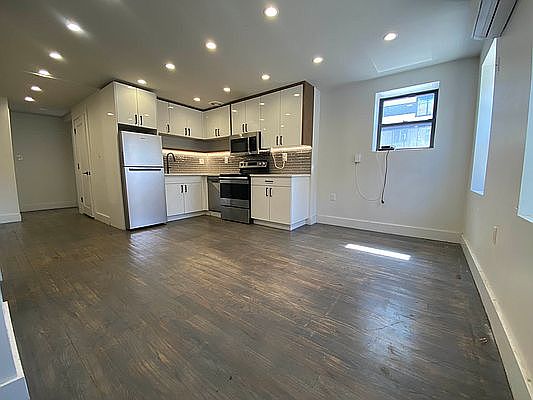 1st image of 593 Marcy Ave #2A