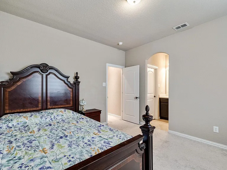 7148 Chelsea Dr — Photo 23