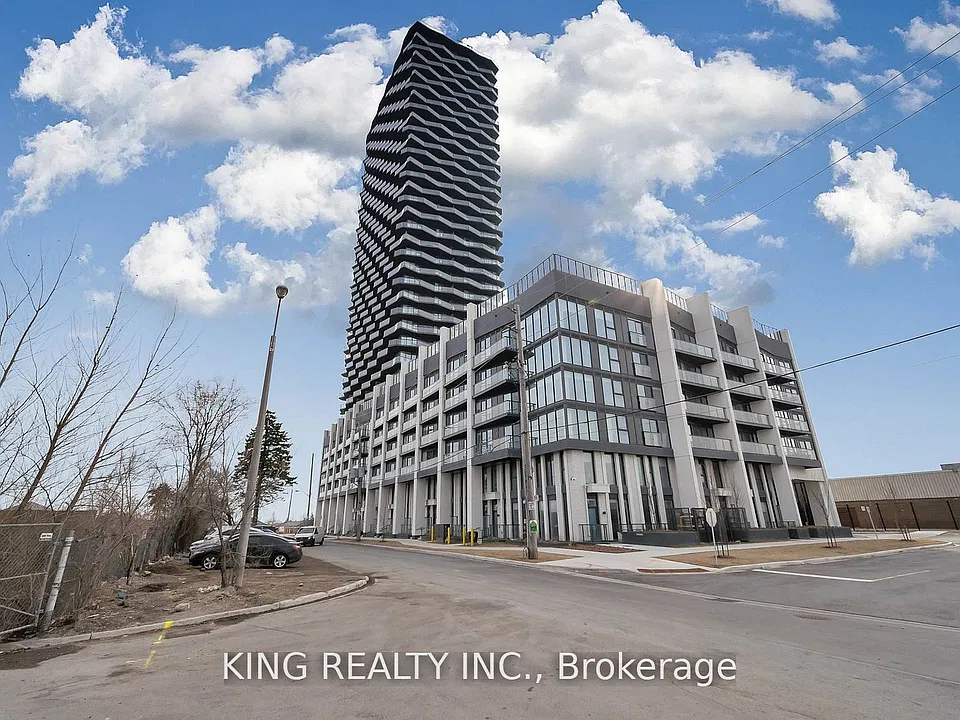 36 Zorra St #425