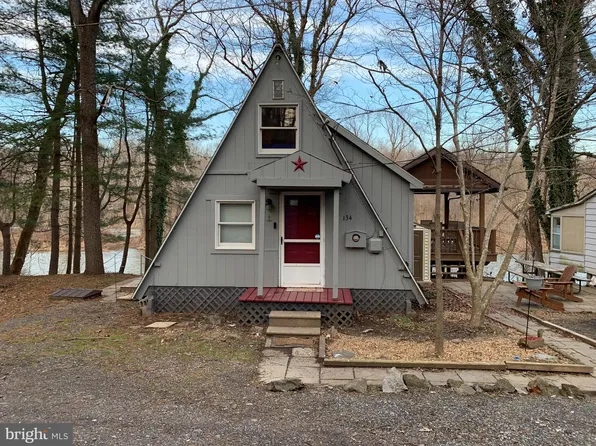 134 Wading Heron Way, Falling Waters, WV 25419