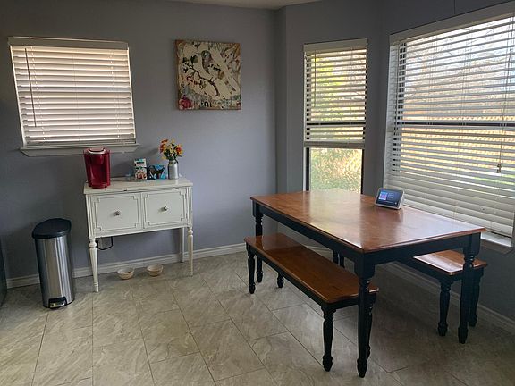 3rd image of 3014 Bear Springs Dr