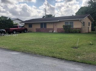 1914 SW 97th Ter, Miramar, FL 33025