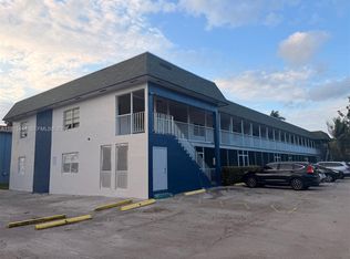 2905 Pierce St APT 17, Hollywood, FL 33020