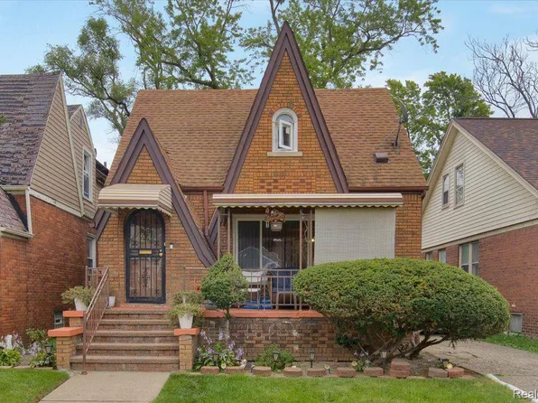 15388 Hartwell St, Detroit, MI 48227