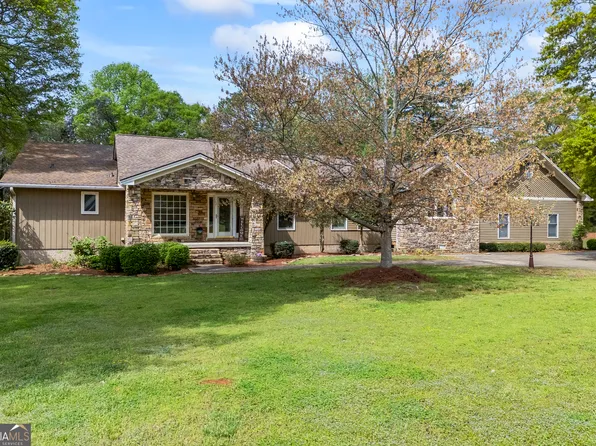 19 N Leard St, Hartwell, GA 30643