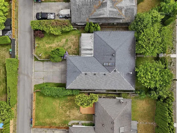 1364 160th St, Surrey, BC V4A 4X2