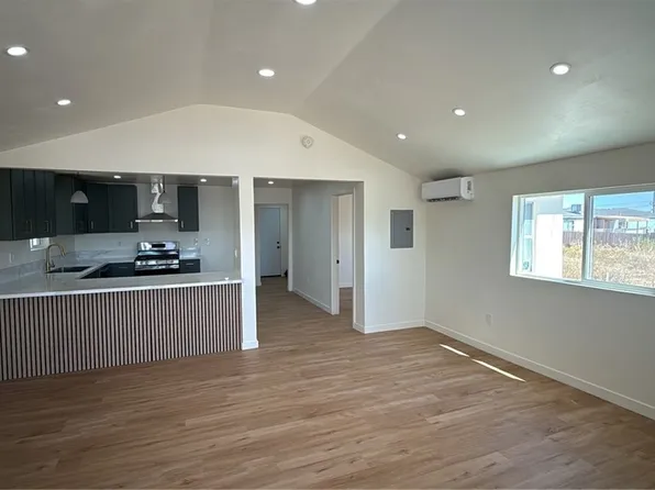 716 W Church Ave, Ridgecrest, CA 93555