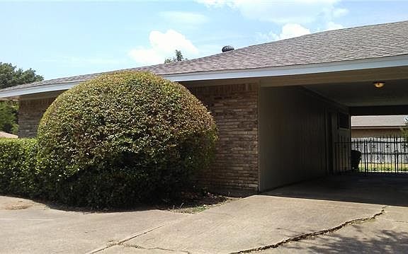 5th image of 1001 Shadywood Ln