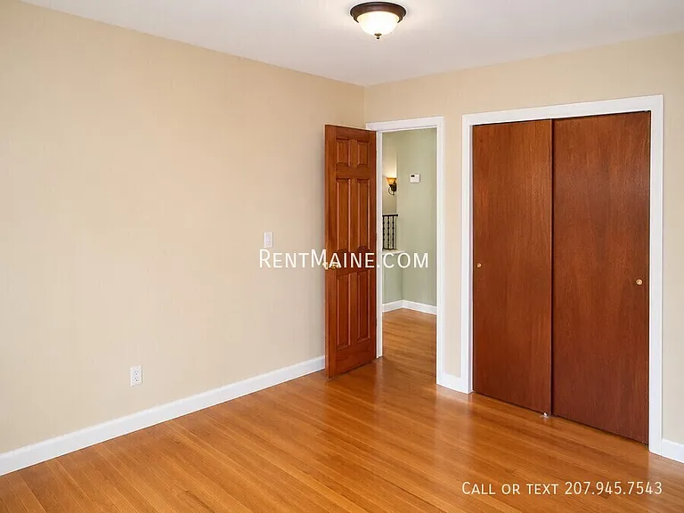 205 Silk St — Photo 11