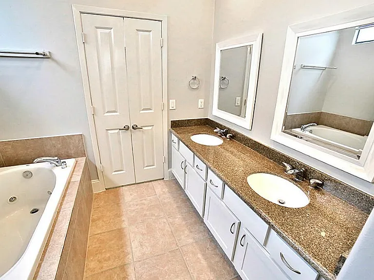 407 Jackson Hill St — Photo 20