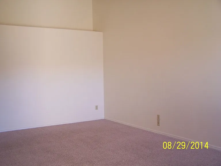 740 Benjamin Ave — Photo 14