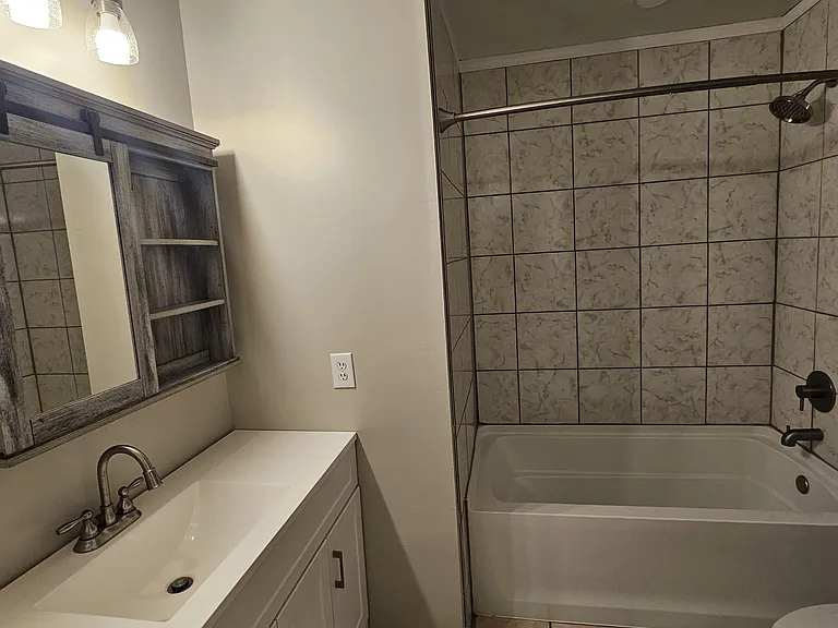 1269 Windrow Dr — Photo 6