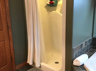 1279 Jodie Lynn Ln, Essexville, MI