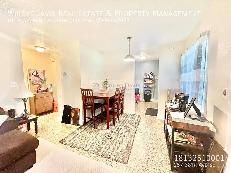 257 38th Ave SE — Photo 6