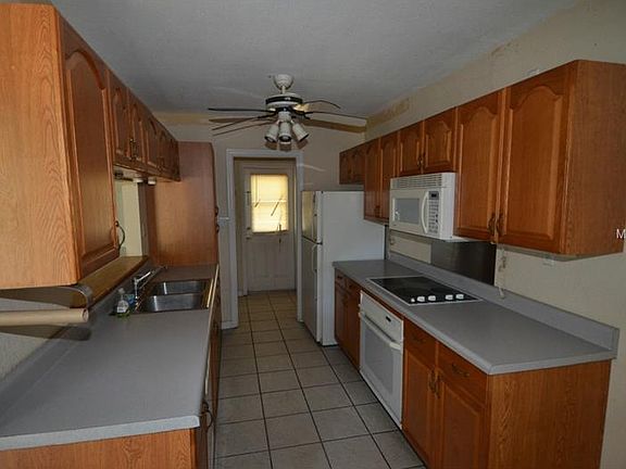 5th image of 5633 Olive Ave