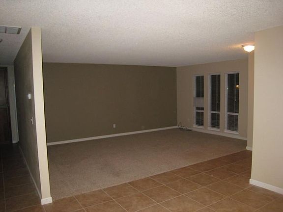 3rd image of 299 Porter Dr