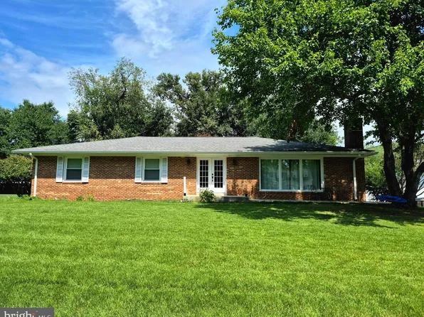 9429 Overlook Cir, Newburg, MD 20664