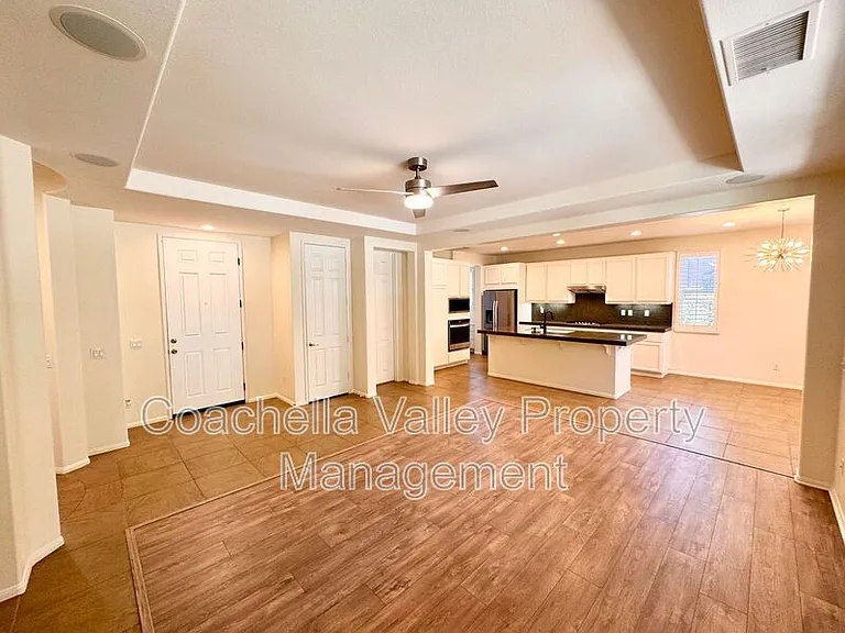 138 Shoreline Dr — Photo 10