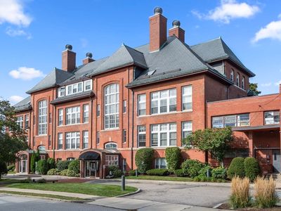 51 Pettee St APT 11, Newton, MA, 02464