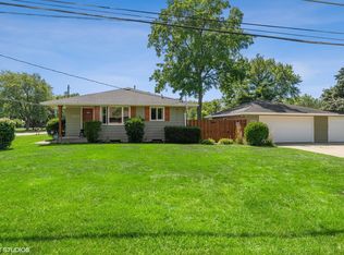 3701 Florida Ave, Gurnee, IL 60031