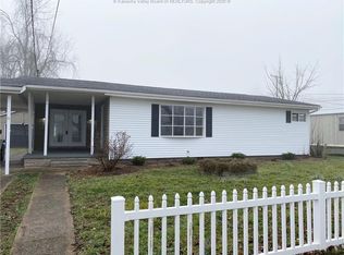 19798 Buffalo Rd, Buffalo, WV 25033