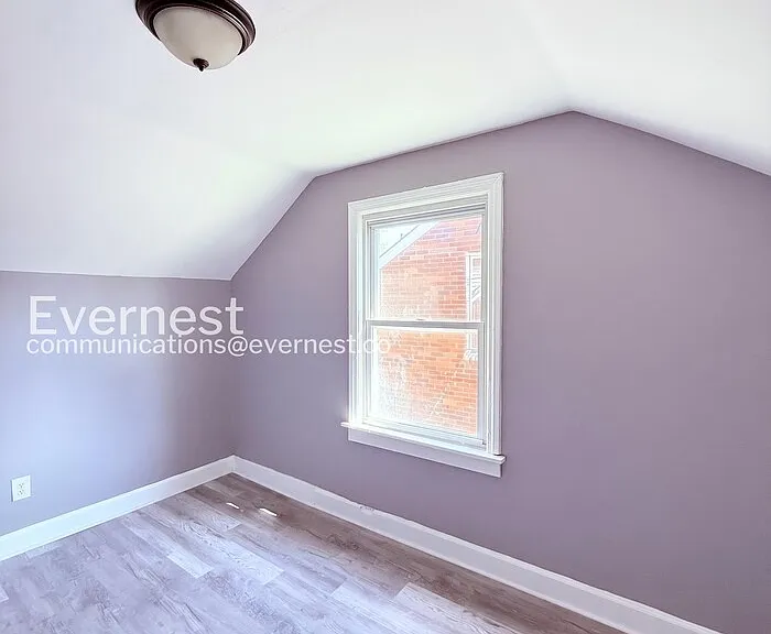 9460 Wayburn St — Photo 13