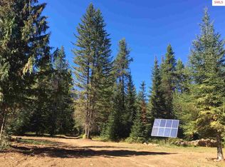 647 Old Range Rd, Clark Fork, ID 83811