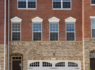 23231 Tradewind Dr, Ashburn, VA 20148