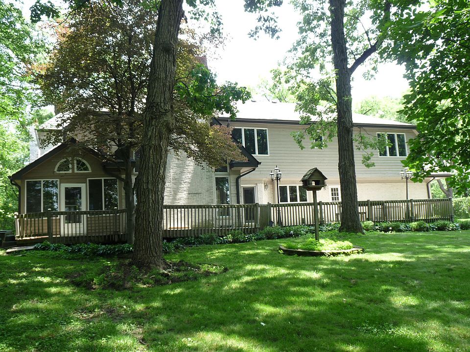 2nd image of 71 Silo Ridge Rd E